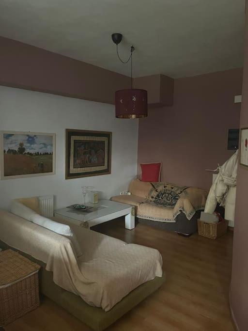 στην άνω ηλιούπολη Apartment