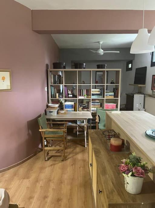 Appartement στην άνω ηλιούπολη *